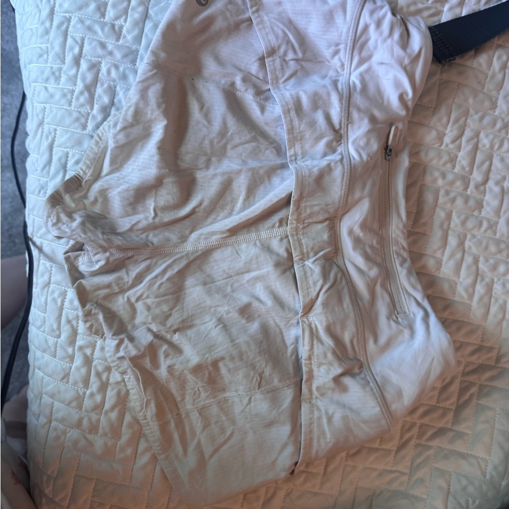 Lululemon speed up shorts size 6